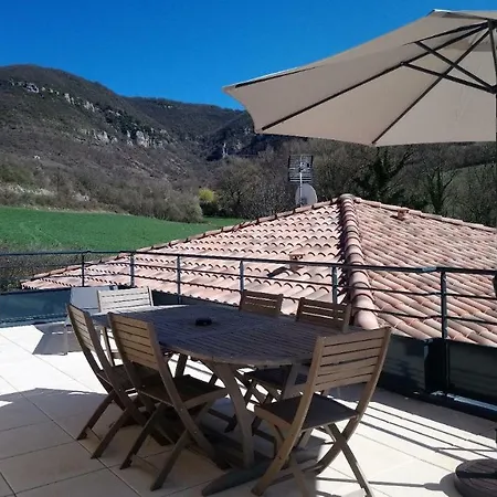 Larzac Nyaraló Saint-Georges-de-Luzençon