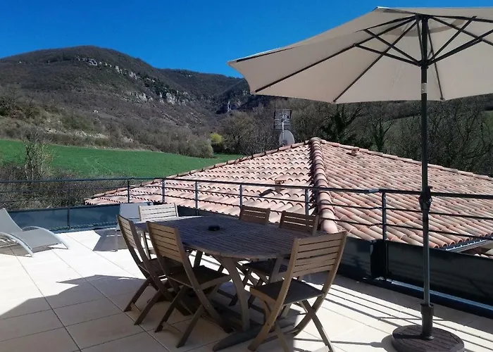 Larzac Nyaraló Saint-Georges-de-Luzençon