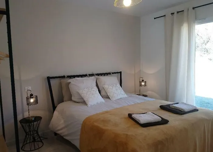 Larzac Hébergement de vacances *